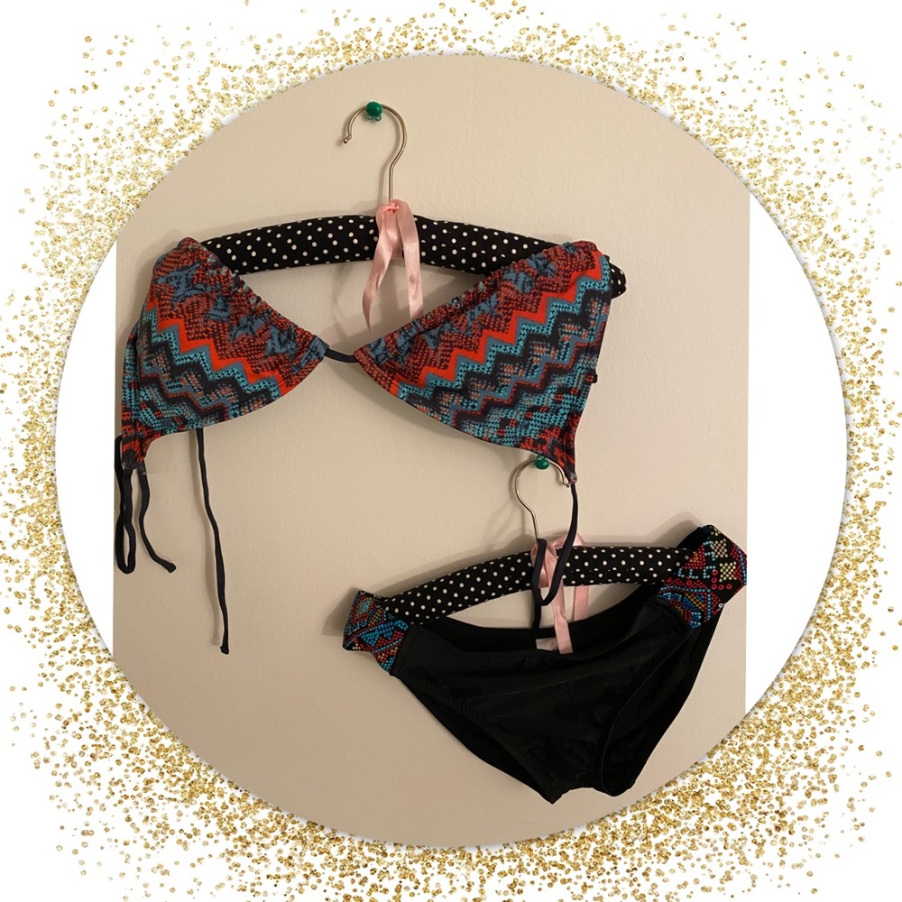 Colorful 2 piece swimsuit